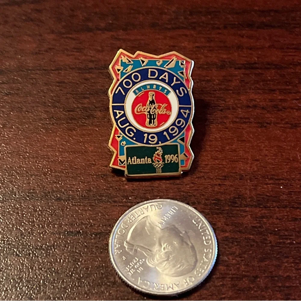 Vintage Coca-Cola Countdown To The 1996 Atlanta‎ Olympics 700 Days Lapel Hat Pin